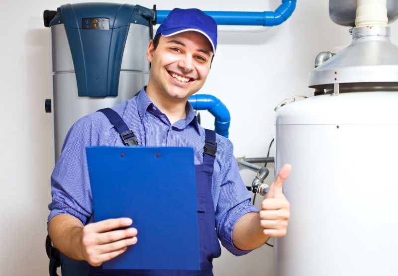 installing-and-servicing-a-hot-water-heater-in-bergen-county-easy