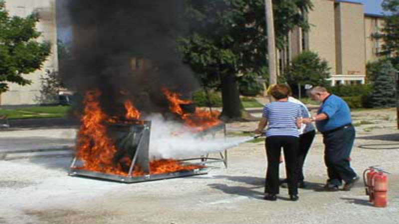 Using a CO2 Fire Extinguisher for Electrical Fires