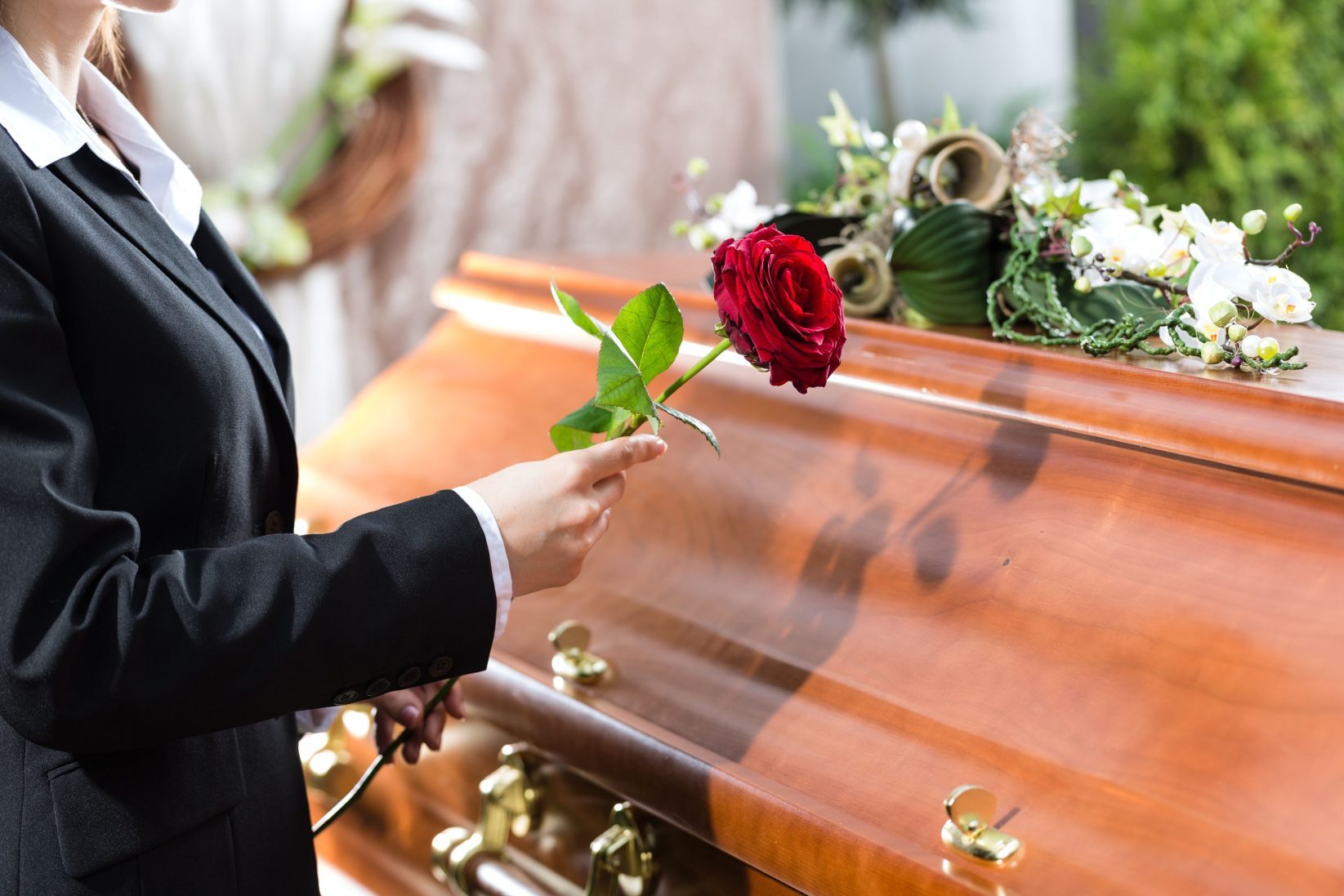 Benefits of Cremation Services in Prairie Village, KS