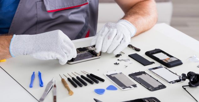 Need iPhone Repairs? Ask These 4 Questions First